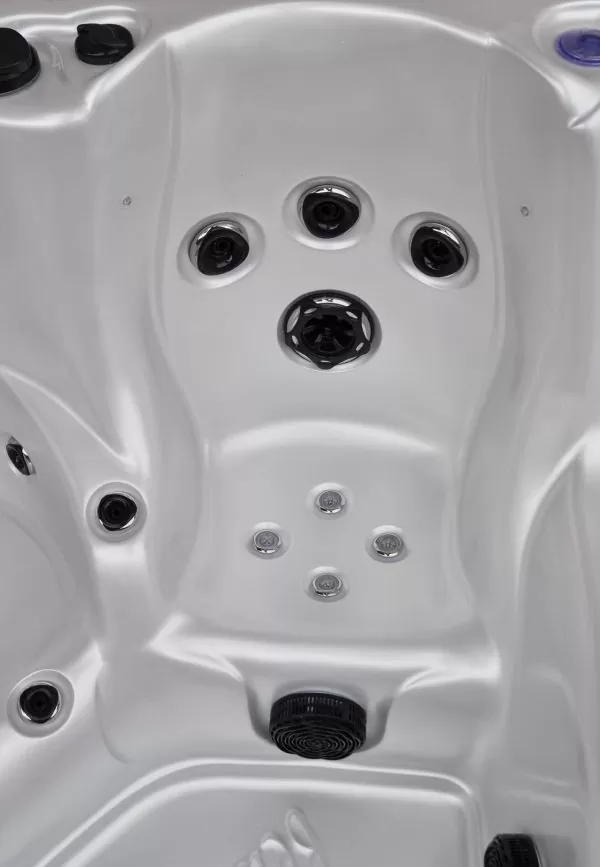 Spa Infiny 5 places thérapeutique BLUE LAGOON SPAS