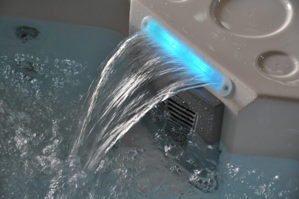SPA  COOKIES TURBOFLOW ,3 places, 33 jets,  Gamme LOISIR