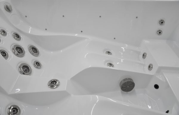 SPA  COOKIES TURBOFLOW ,3 places, 33 jets,  Gamme LOISIR