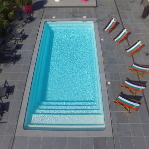 Piscine Coque Polyester Gamme WIDE