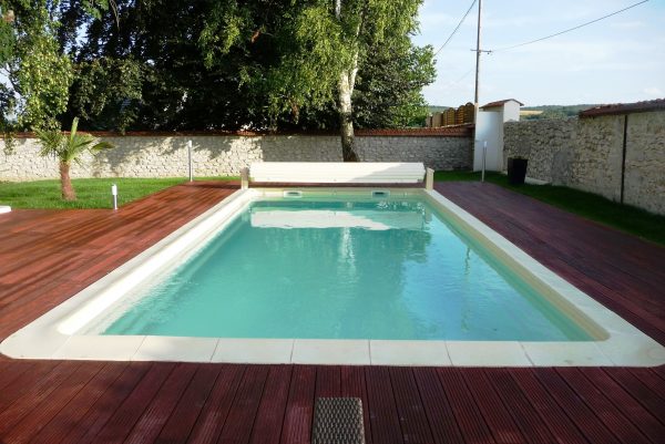 Piscine Coque Polyester Gamme DEEP