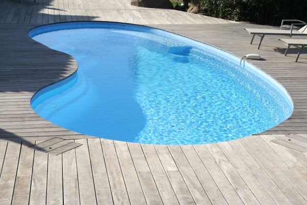 Piscine Coque Polyester Gamme ELLIPTIC