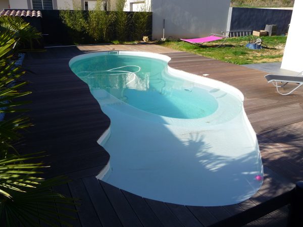 Piscine Coque Polyester Gamme BEACH