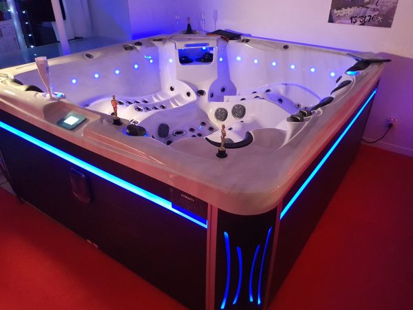 spa eternity 6 places thérapeutique par blue lagoon spas