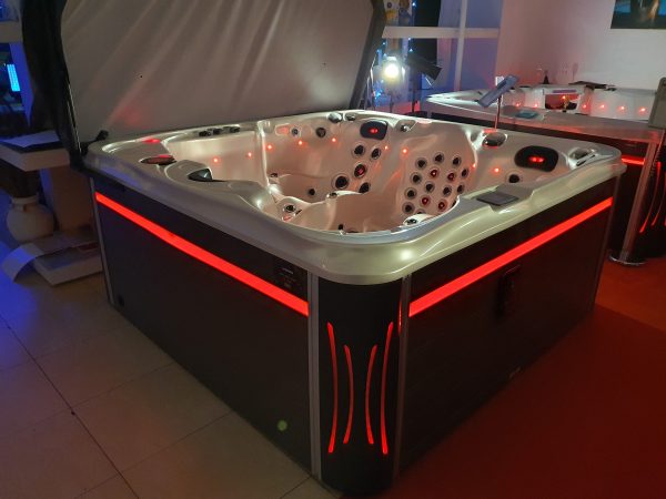 Spa LAGOON 2 4 places thérapeutique  BLUE LAGOON SPAS