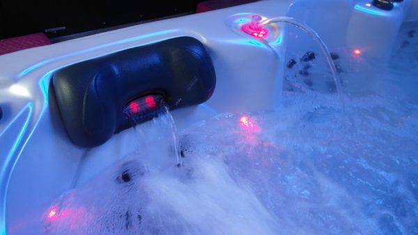 OFFRE DUO SPA INFINY + ABRIS COVANA motorisé